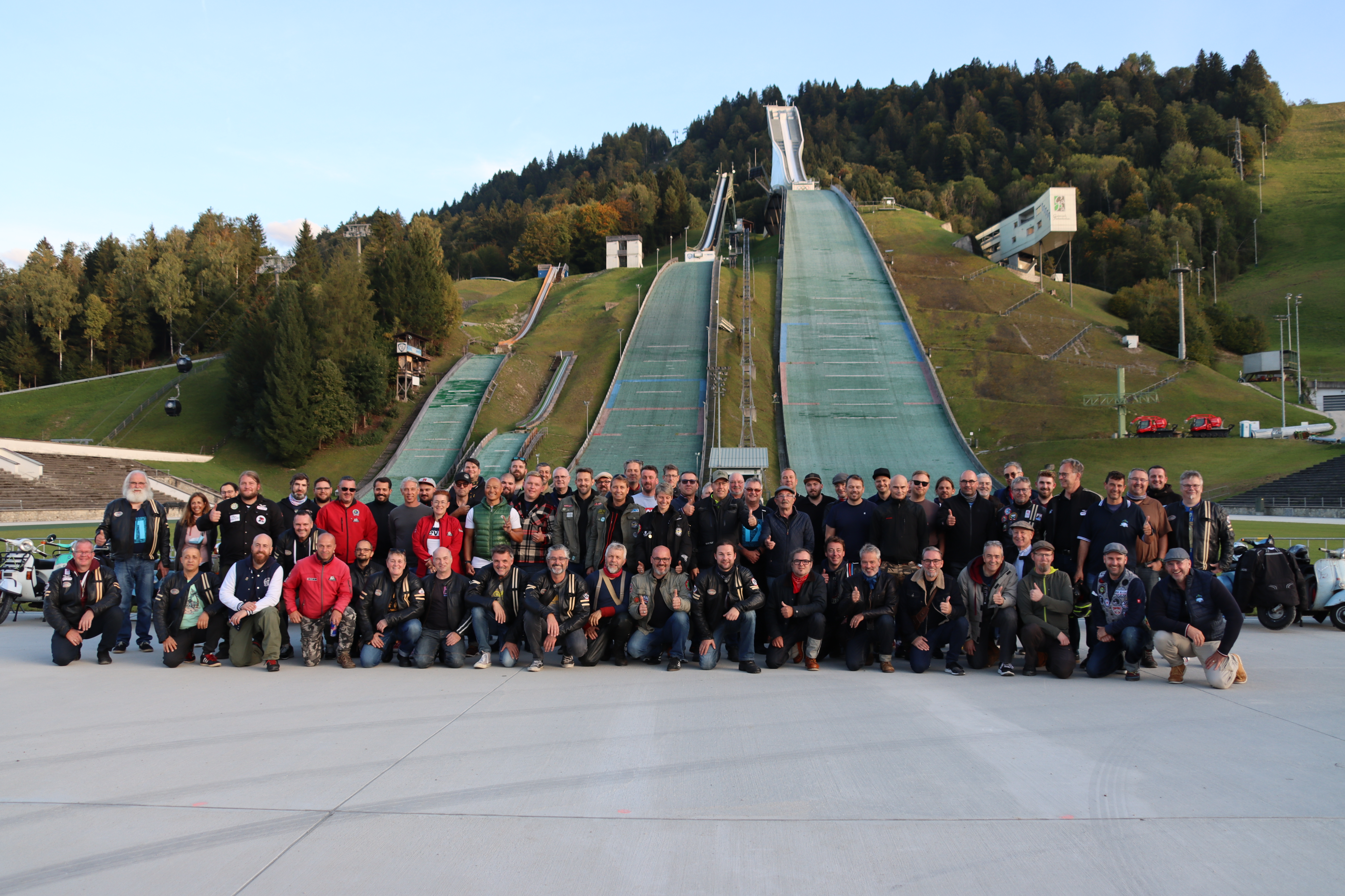 Gruppe der Vespisti PreRe 2021 Garmisch Olympiaschanze